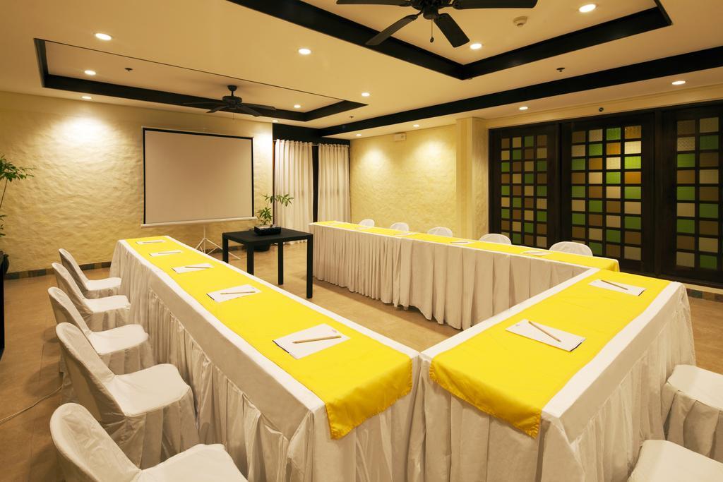 Microtel By Wyndham Boracay Balabag  Екстериор снимка